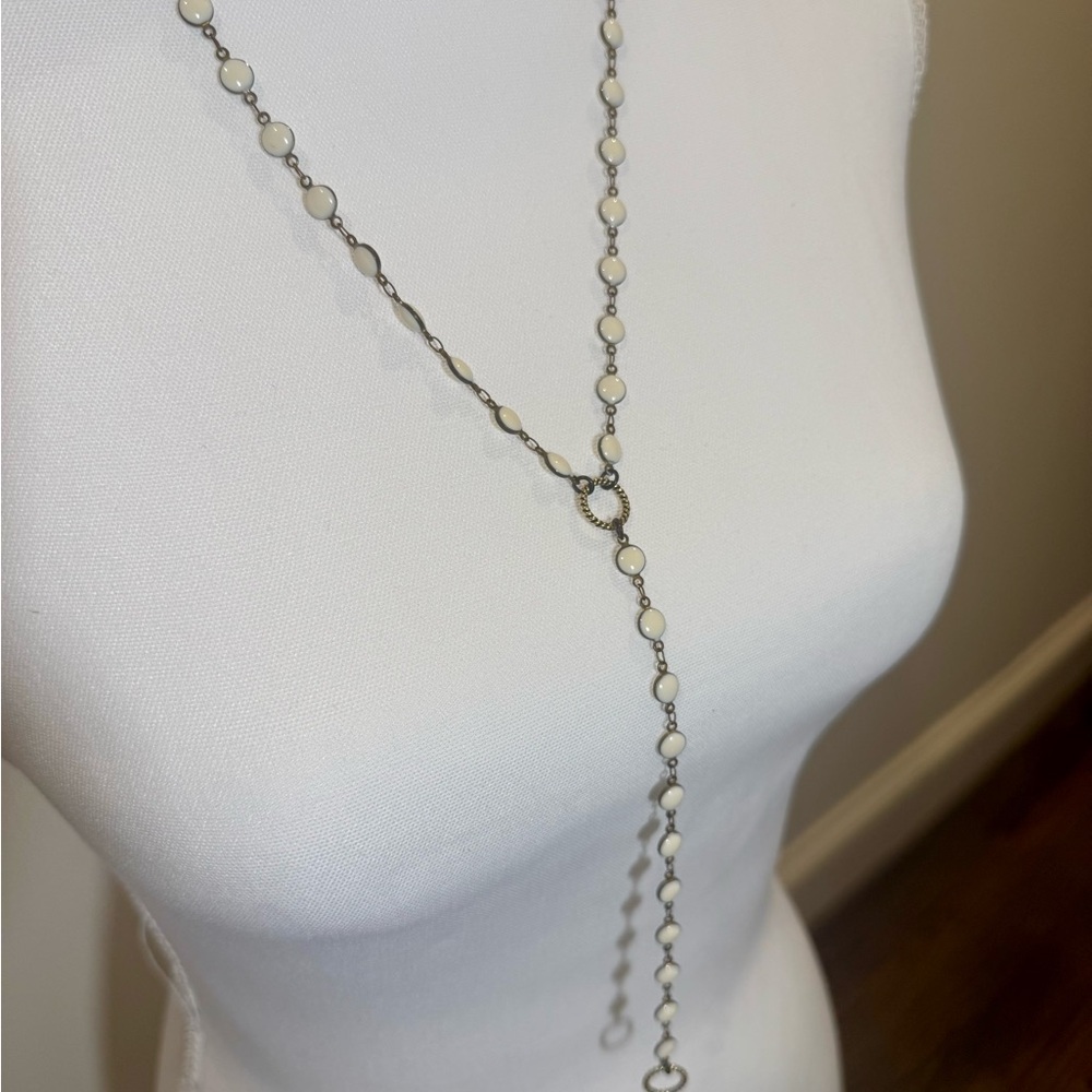 Chic Off White Beaded Necklace